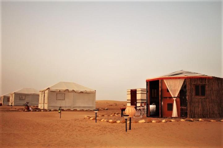 Legend Desert Camp Fulayj al Masha'ikh Esterno foto