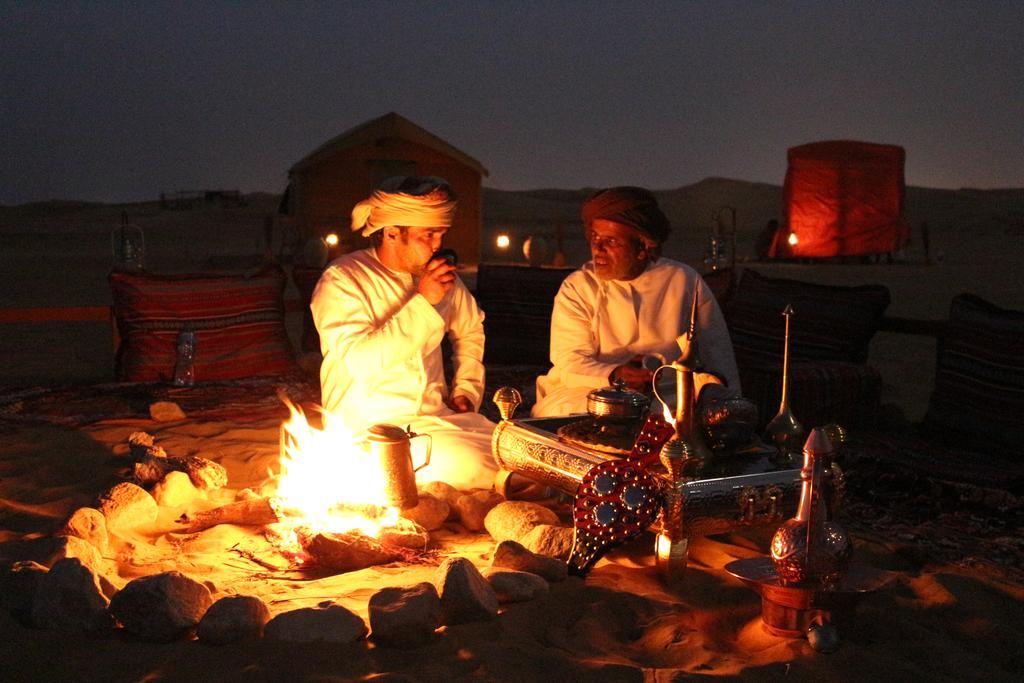 Legend Desert Camp Fulayj al Masha'ikh Esterno foto