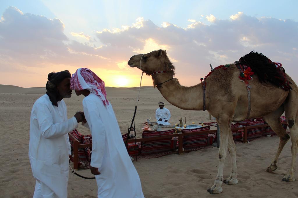 Legend Desert Camp Fulayj al Masha'ikh Esterno foto