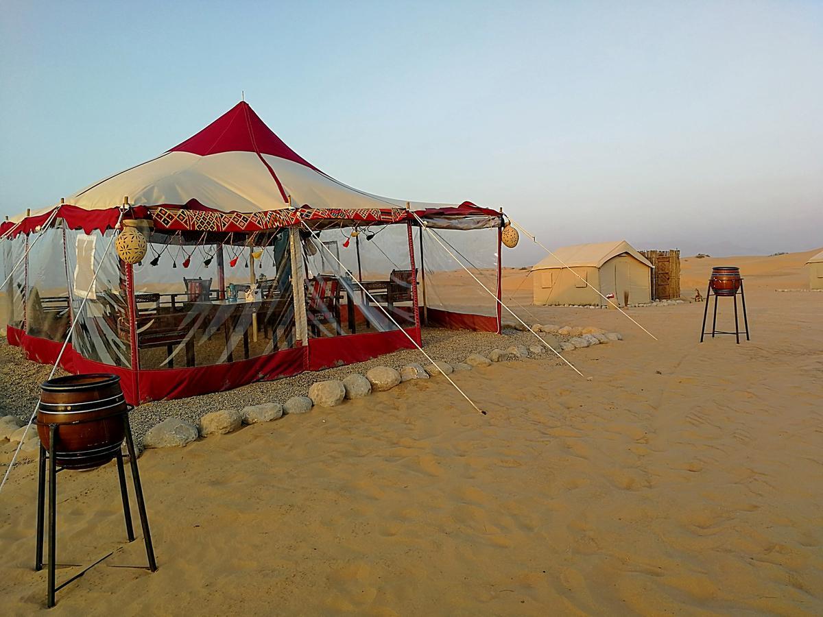 Legend Desert Camp Fulayj al Masha'ikh Esterno foto